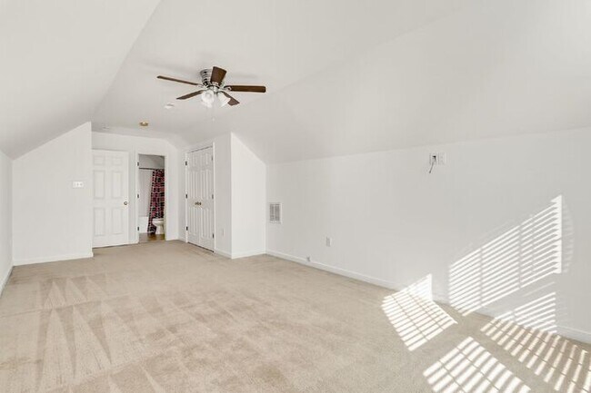 Building Photo - Spacious 5-Bedroom, 3.5-Bath Home in Midlothian – Prime Location & Community Amenities