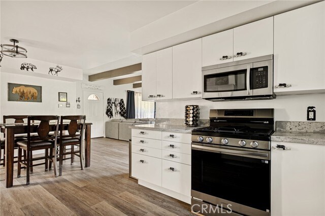 Building Photo - 28224 Larchmont Ln