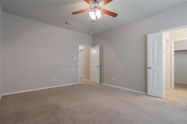 Building Photo - 2109 Pine Knoll Way