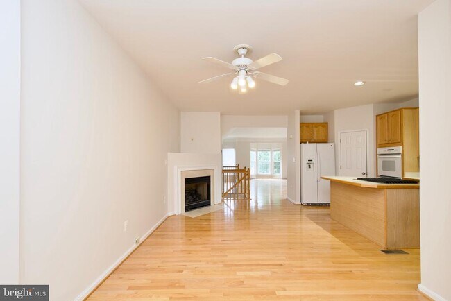 Building Photo - 8393 Jovin Cir