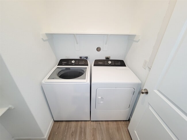 Building Photo - 17986 Plow Beam Dr