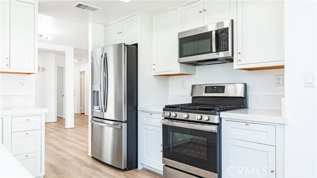 Building Photo - 19036 Singingwood Cir