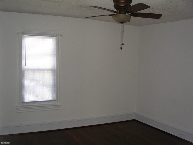 Building Photo - 207 Woodlawn Terrace