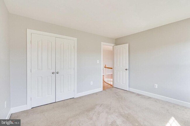Building Photo - 1168 Taji Ct