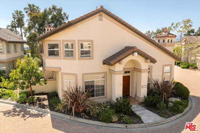 Building Photo - 1256 Cravens Ln