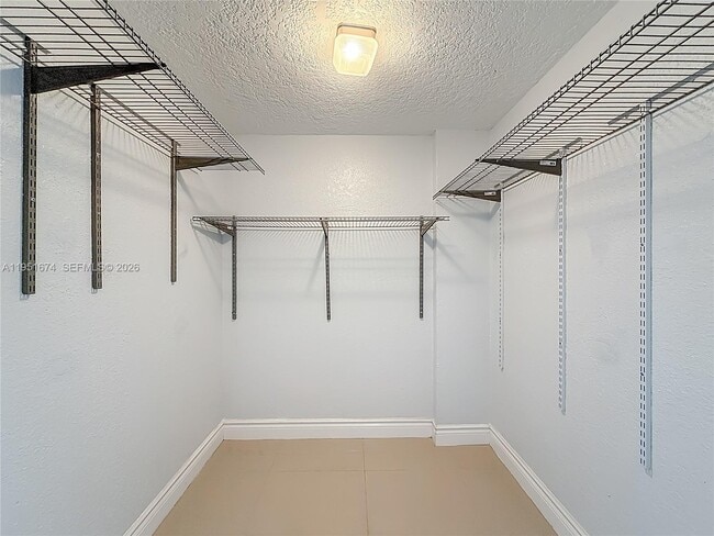 Building Photo - 1800 NW 24th Ave