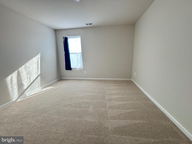 Building Photo - 36 Patterson Rd