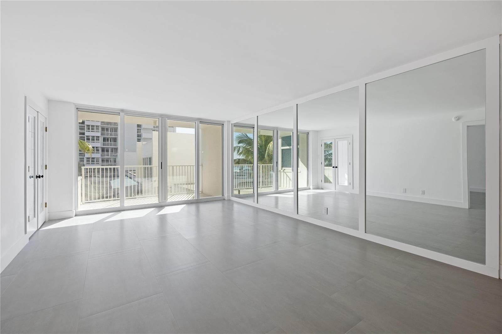 Building Photo - 1360 S Ocean Blvd