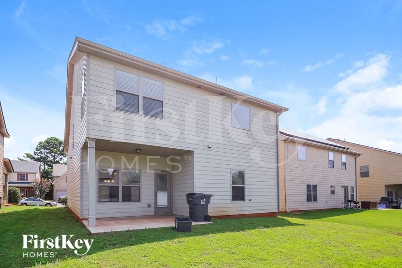 Building Photo - 621 Summerstone Ln