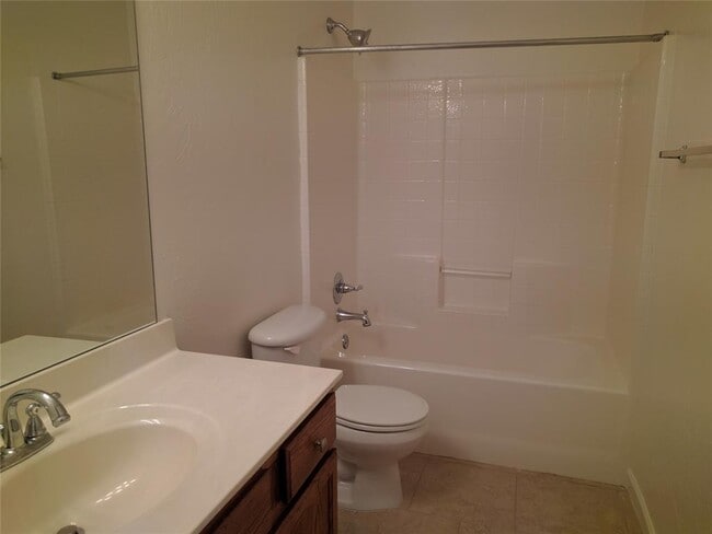 Building Photo - 416 Cherokee Gate Dr