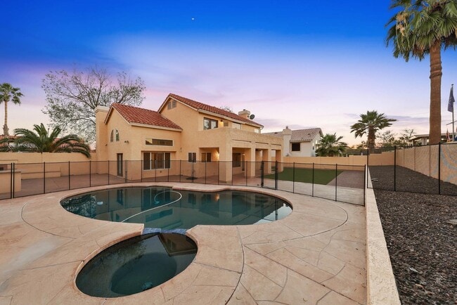 Building Photo - 8830 E Carol Way