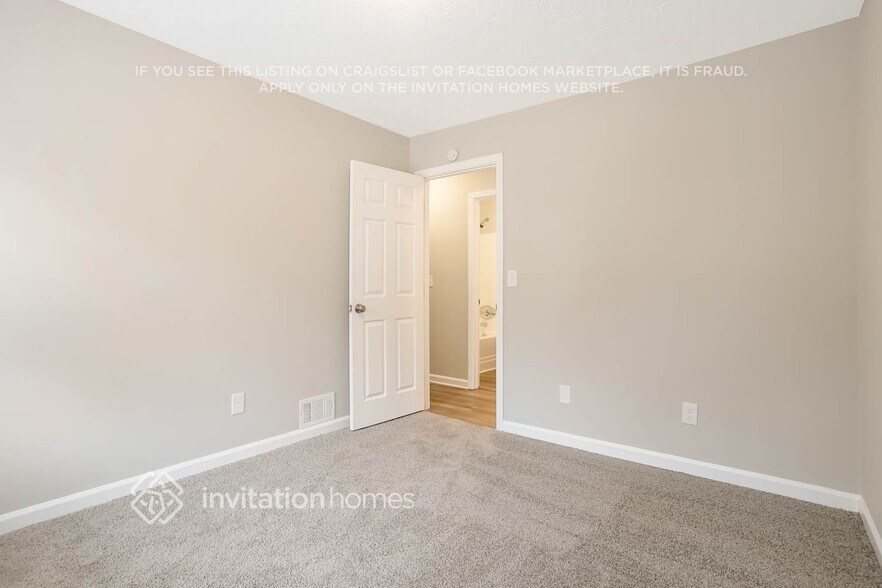 Building Photo - 1648 Roman Point Dr