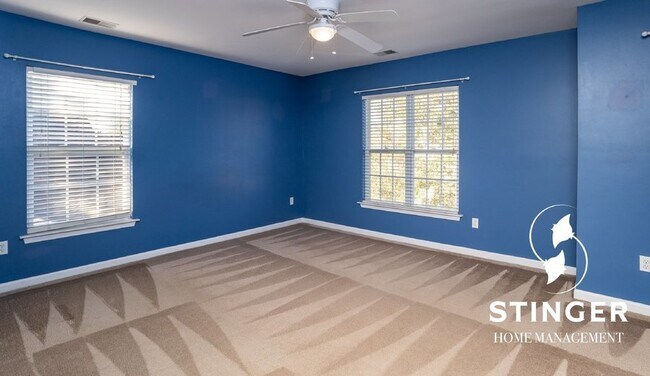 Building Photo - 82 Shadow Moss Dr