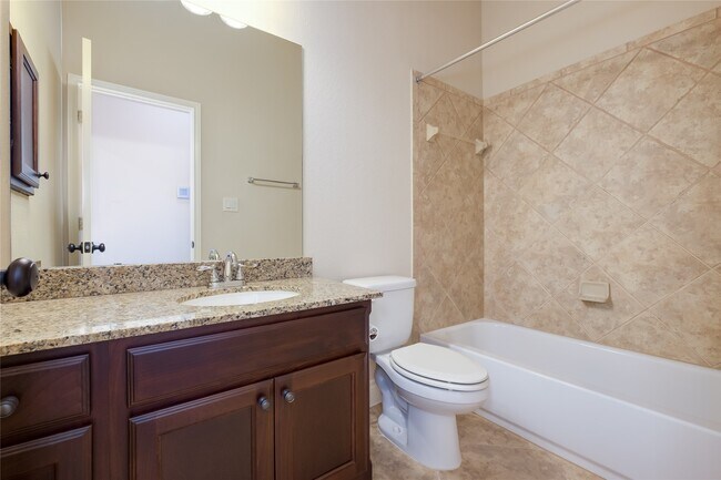 Building Photo - 27707 Lodgemist Ct