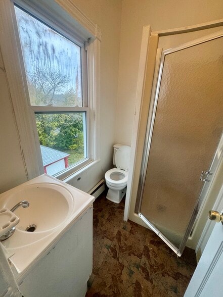 Building Photo - 61 John St