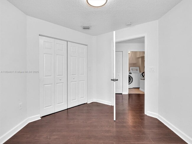 Building Photo - 2771 Treasure Cove Cir
