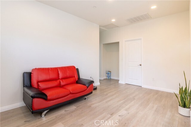 Building Photo - 12751 Hazel Ave