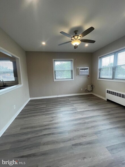 Building Photo - 217 N Black Horse Pike