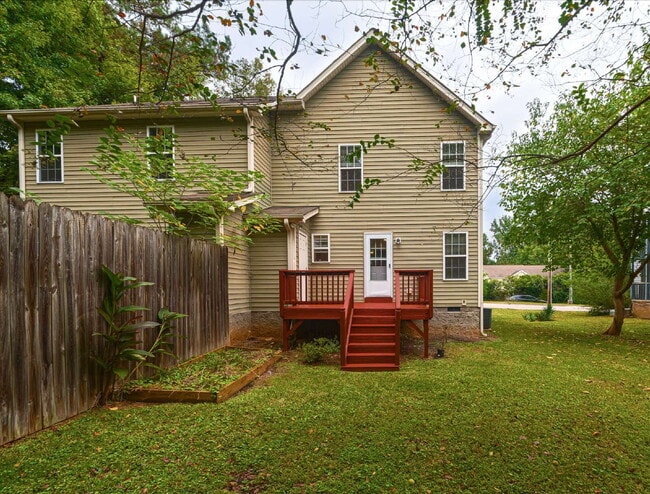 Building Photo - Charming Wake Forest Gem - 3 Bedroom Townhome