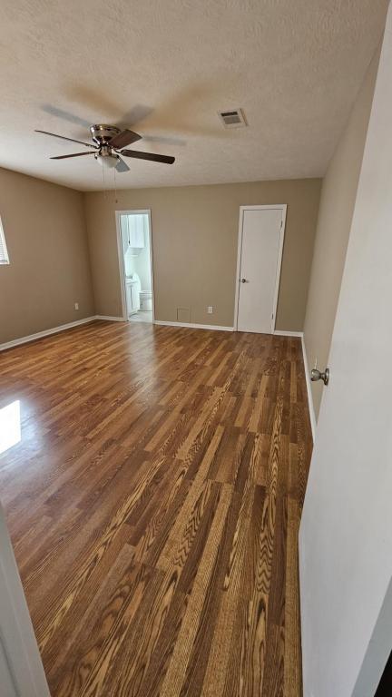 Building Photo - 9675 Gross St