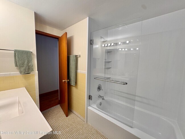 Building Photo - 3160 US-44