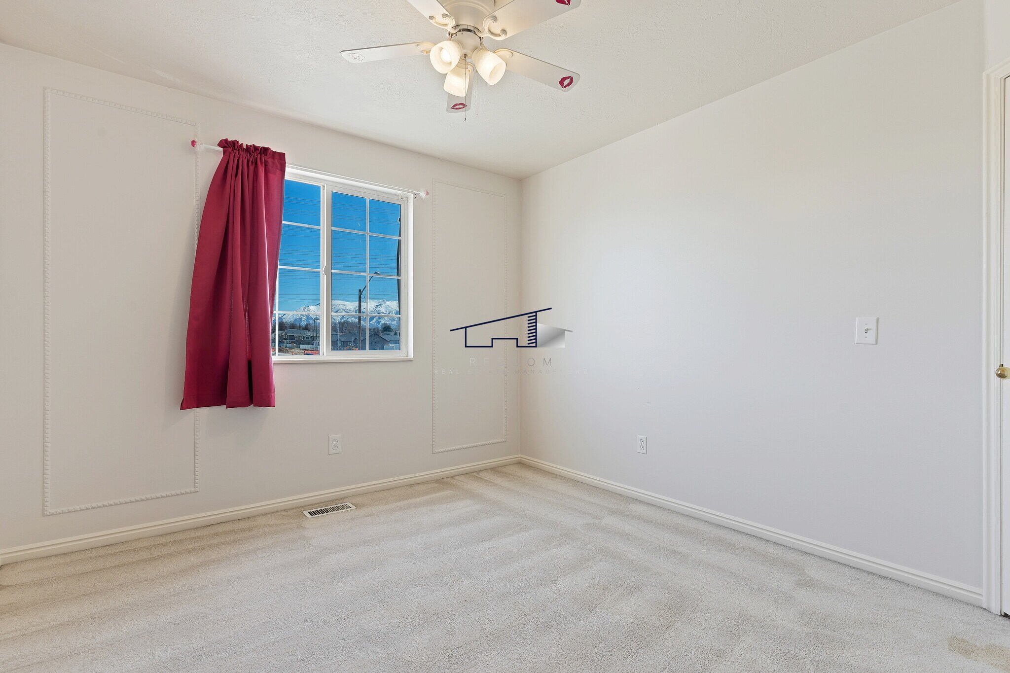 Building Photo - 5589 S 3275 W