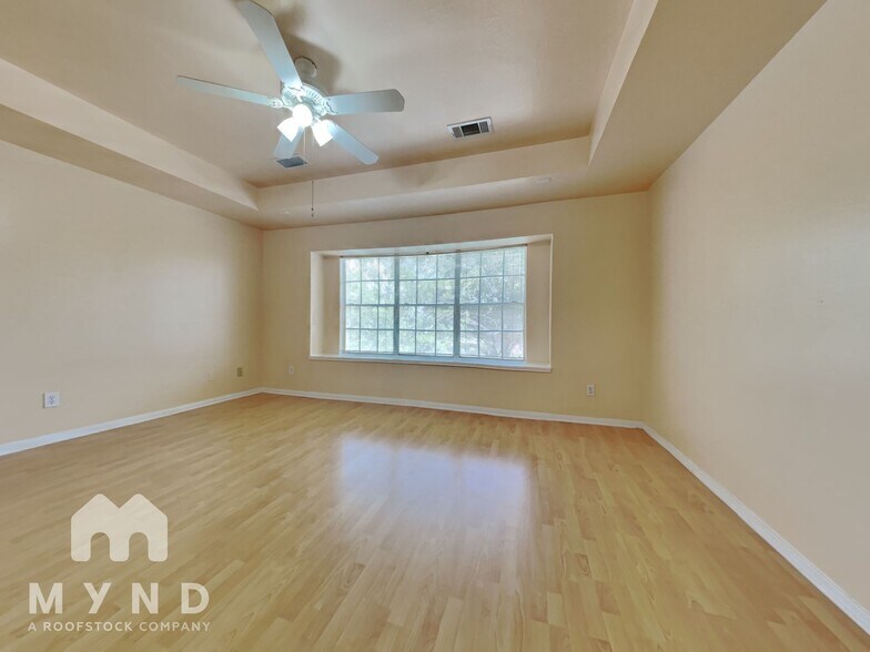 Building Photo - 9511 Weldridge Dr