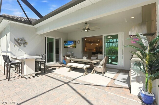 Building Photo - 13615 Blue Bay Cir