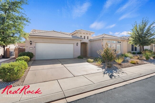 Building Photo - Sun River 2 Bedroom Home with Bonus Den! F...