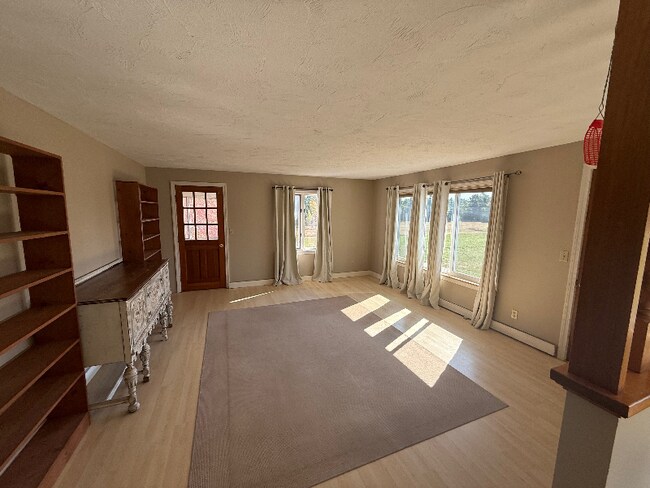 Building Photo - 1619 Alna Rd