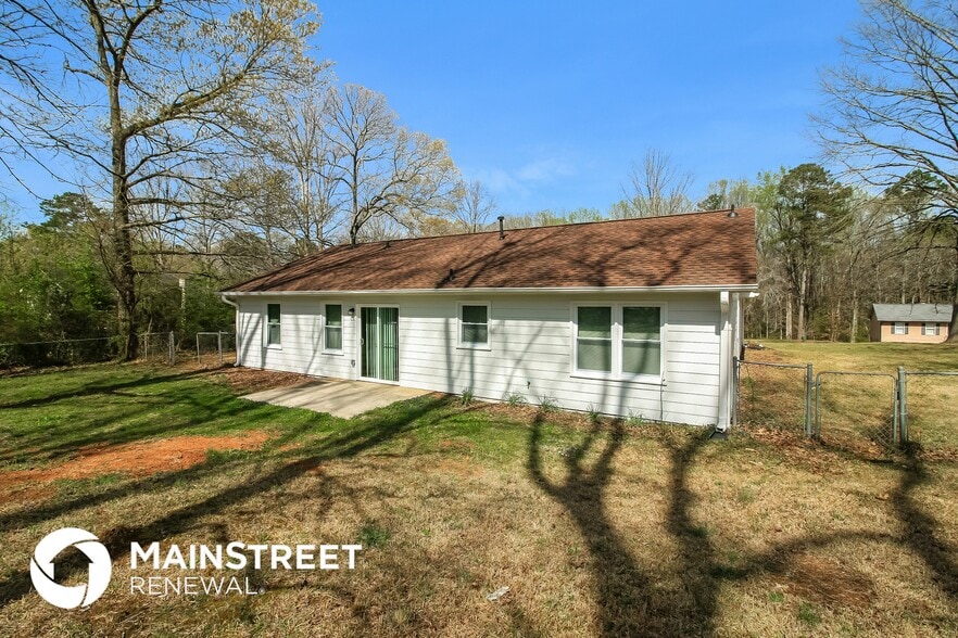 Building Photo - 85 Derby Country Dr