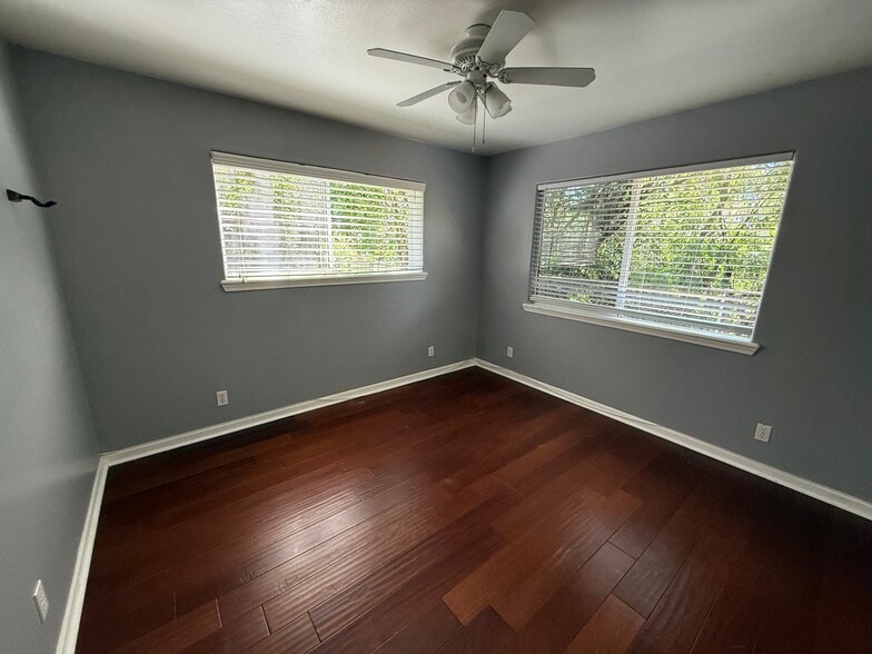 Building Photo - 2657 Moolio Pl