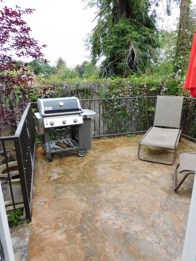 Building Photo - 56 La Venezia Ct