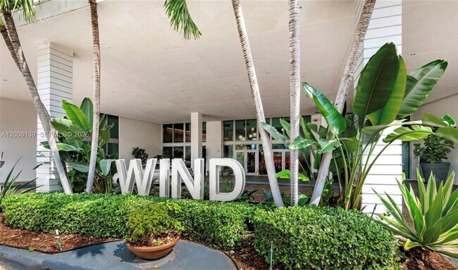Building Photo - 350 S Miami Ave