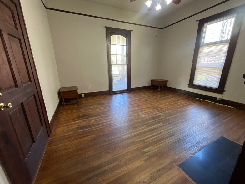 Building Photo - 396 N Highland Ave