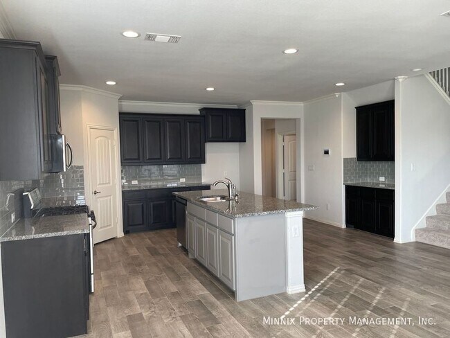 Building Photo - 1219 Pavilion Pkwy