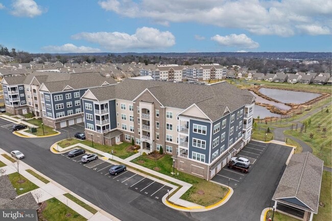 Building Photo - 21630 Hawksbill High Cir