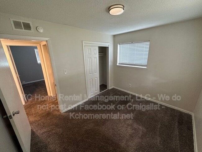 Building Photo - 8449 Lowell Ave