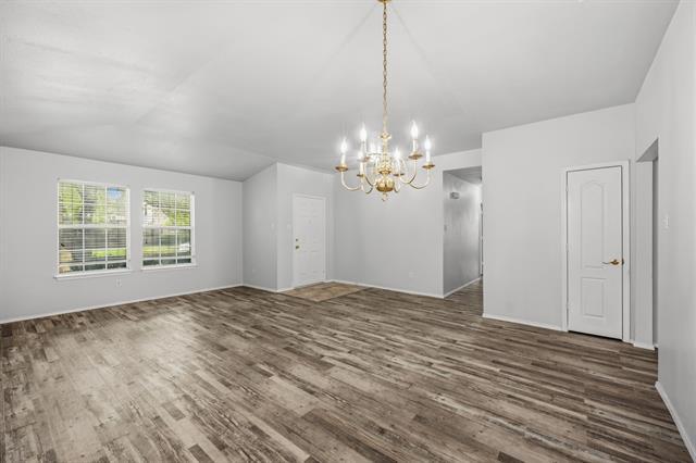 Building Photo - 1407 Plateau Dr