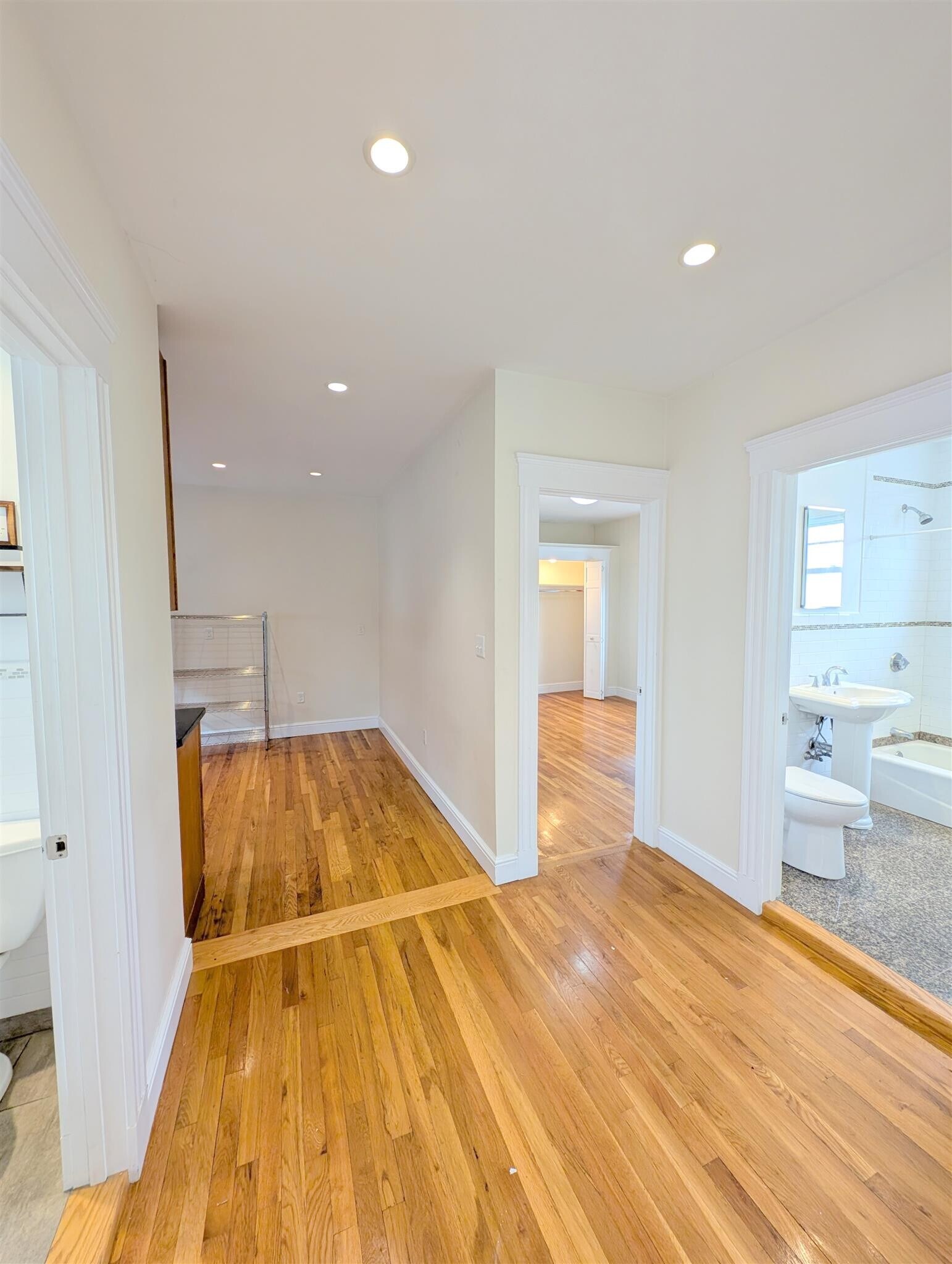 Building Photo - 7 Bonner Ave