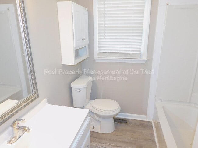 Building Photo - 3445 Huffine Mill Rd