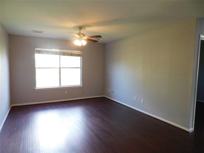 Building Photo - 2914 Bluegrass Ct