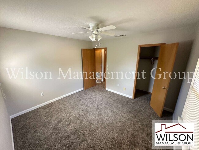 Building Photo - 840 Maraval Ct