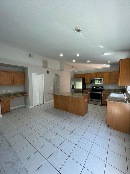 Building Photo - 7445 Tower Bridge Dr