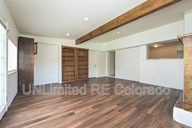 Building Photo - 5551 Tucson St