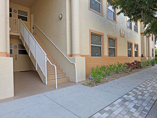 Building Photo - Bellamar 15385-411