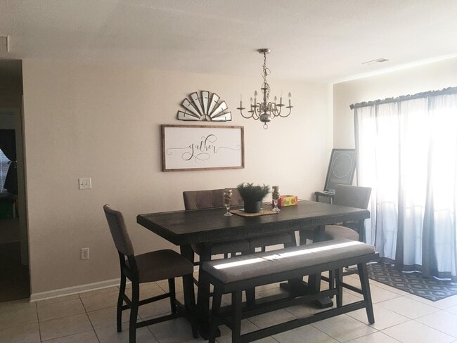 Building Photo - 616 Fountain Brook Ln