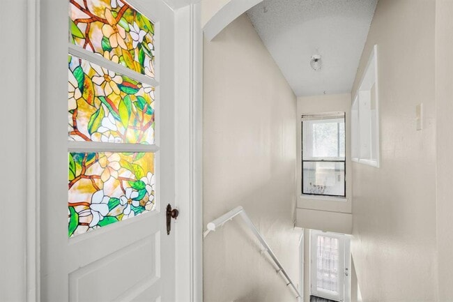 Building Photo - 6726 Lancret Hill Dr