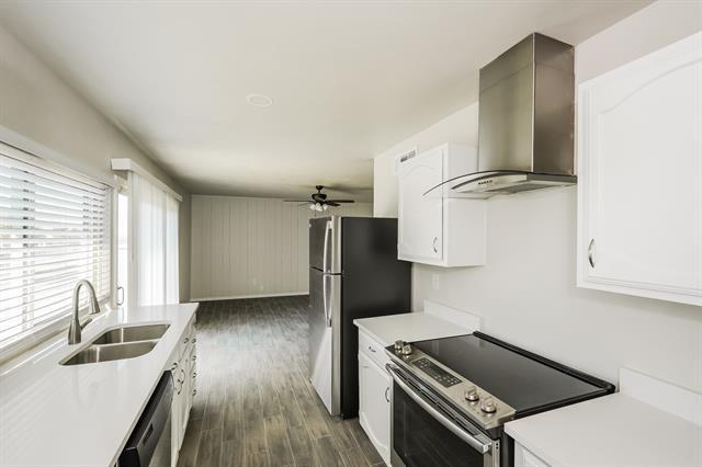 Building Photo - 617 Faye St