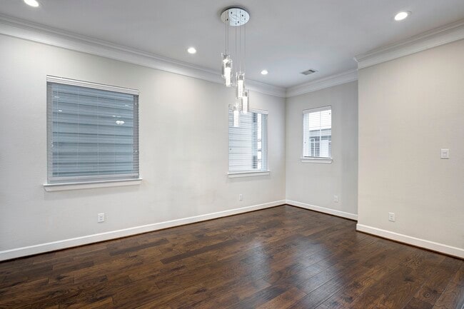 Building Photo - 5932 Petty St